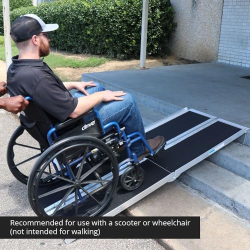 7 FT Aluminum Wheelchair Ramp, 600 LB F319720