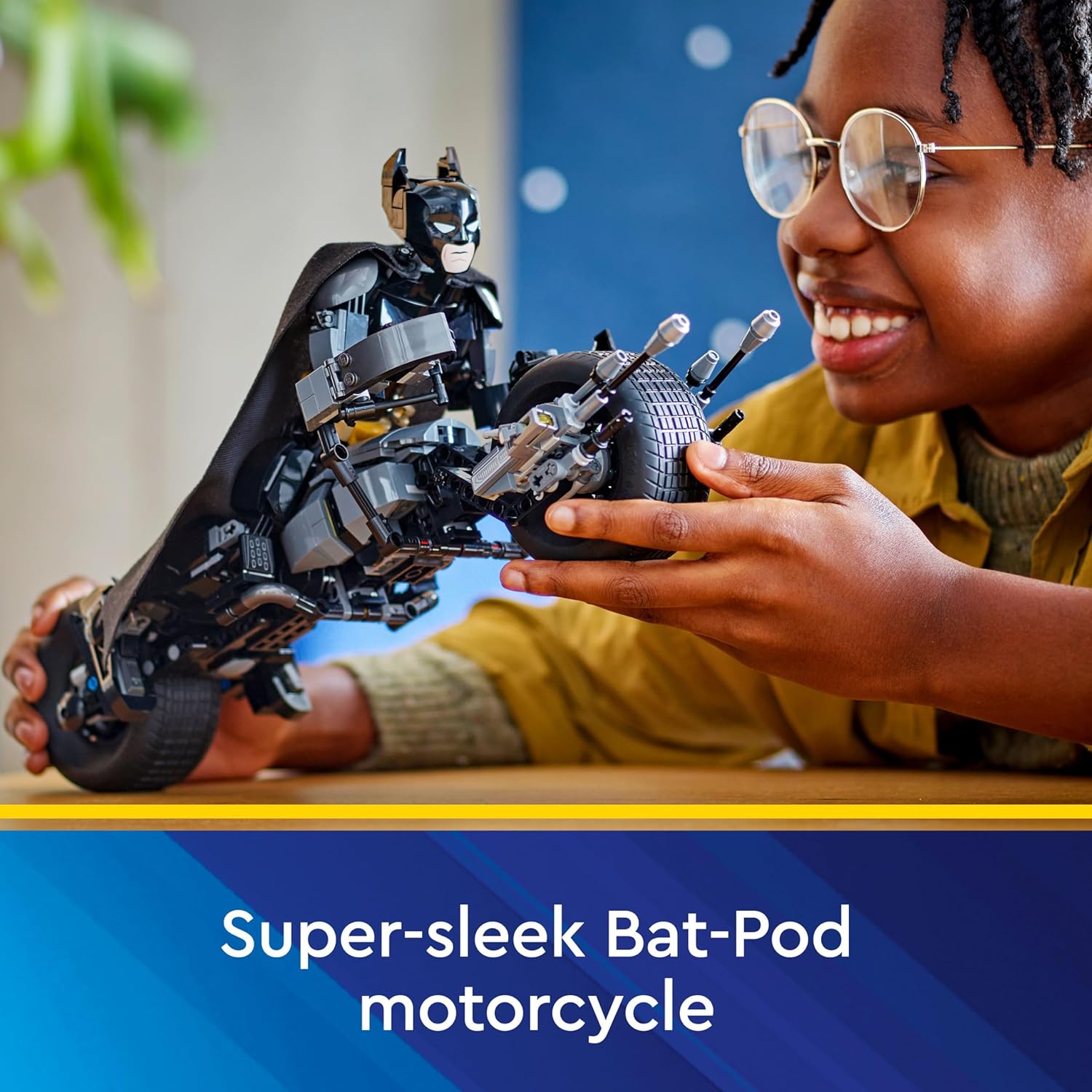 Batman Figure and Motorcycle Bat-Pod Toy for Kids 12+ Years Old Adventure Set B20858