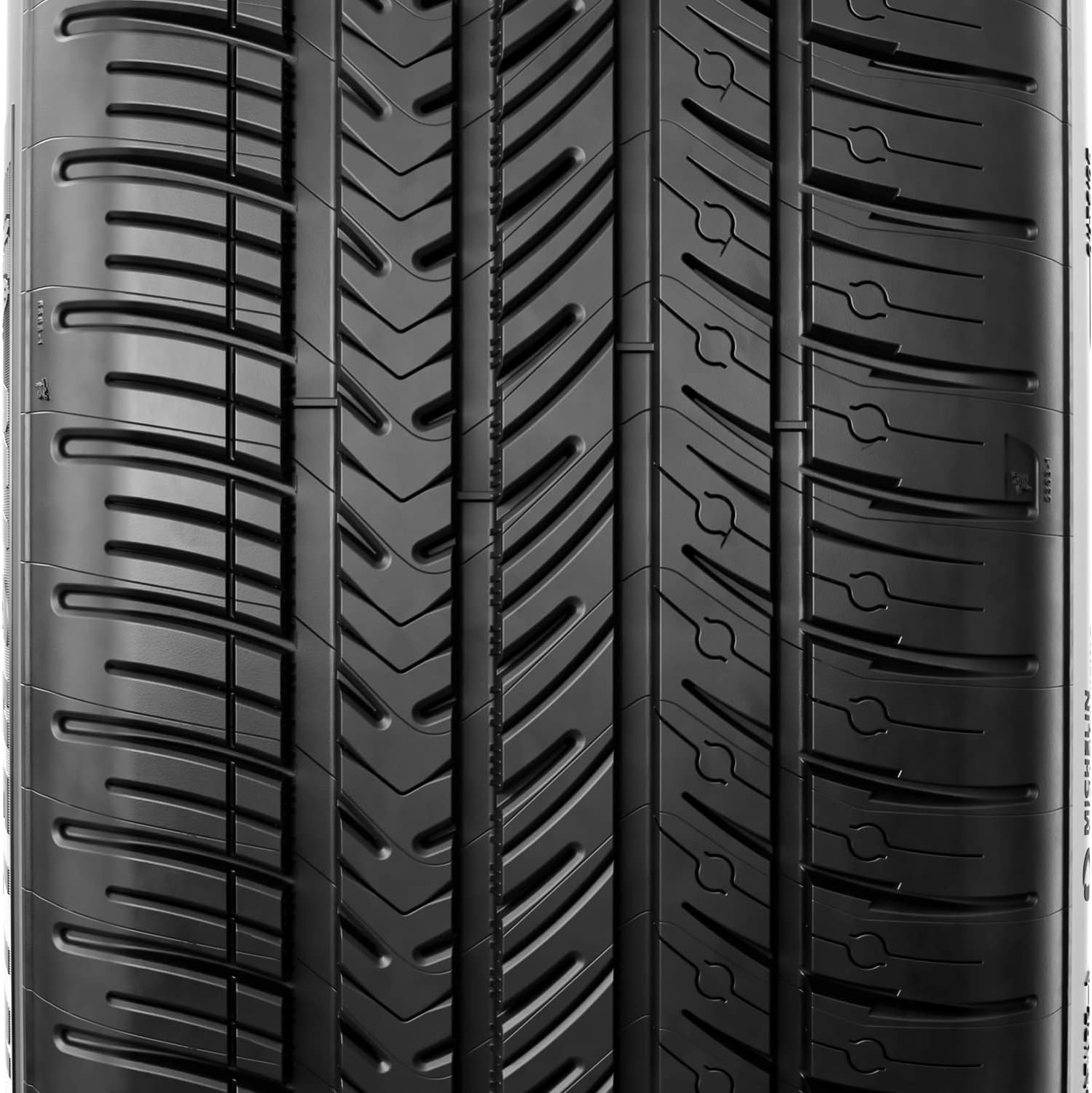 235/45ZR18 98Y BSW XL Tire M566