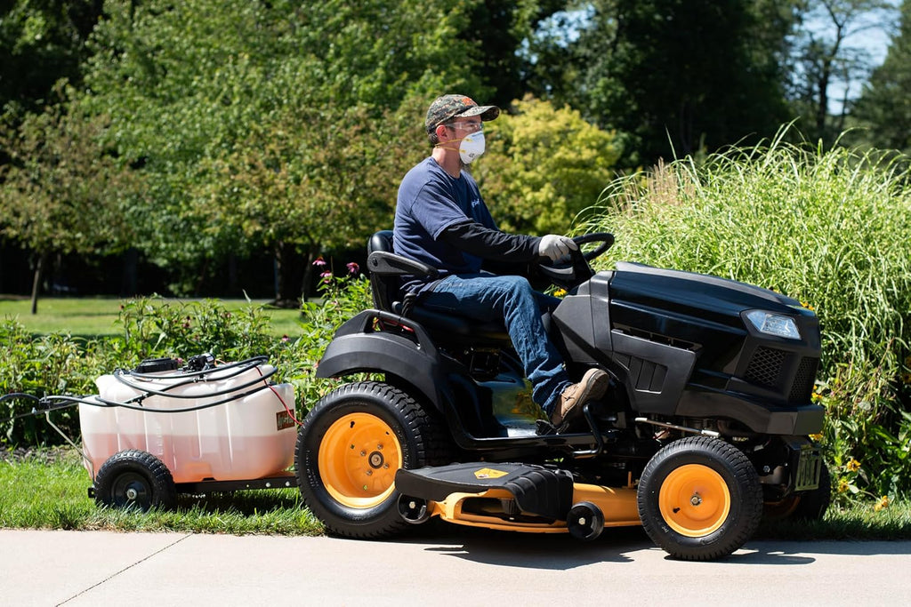 Tow-Behind 25 Gallon Sprayer F9897