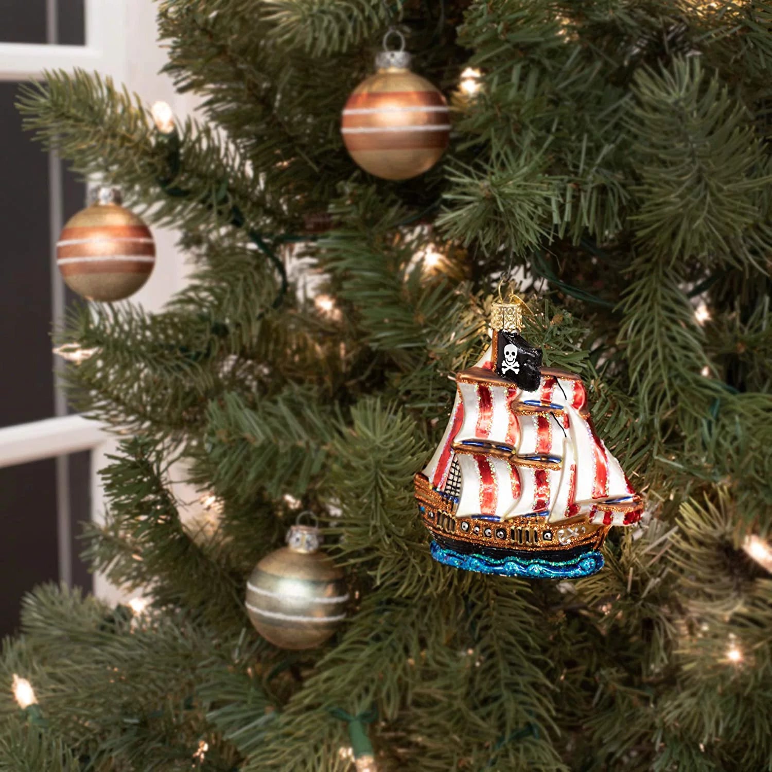 Glass Blown Ornament Pirate Ship N83716