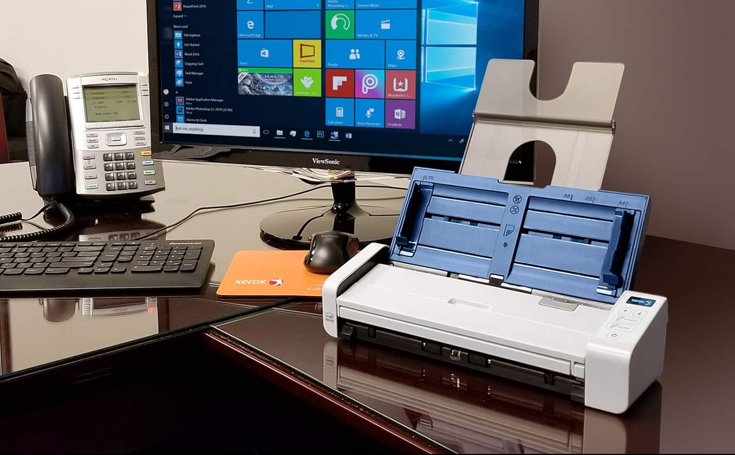 Blue & White Duplex Portable Document Scanner I946