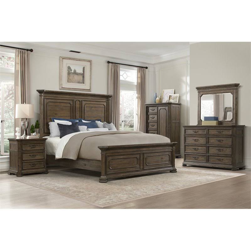 Hickory Gentlemans Chest S1287