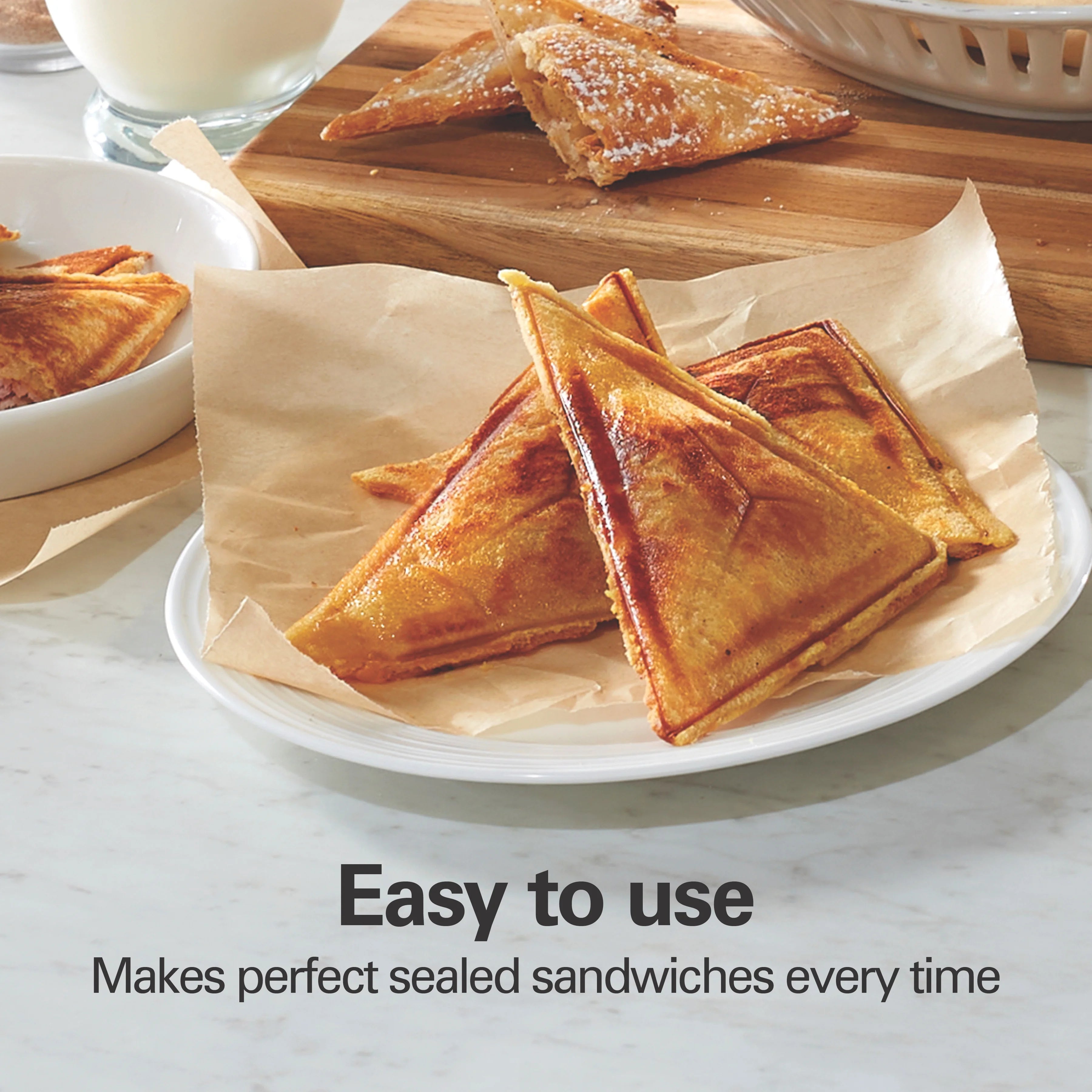 Nonstick Sandwich Maker E9022
