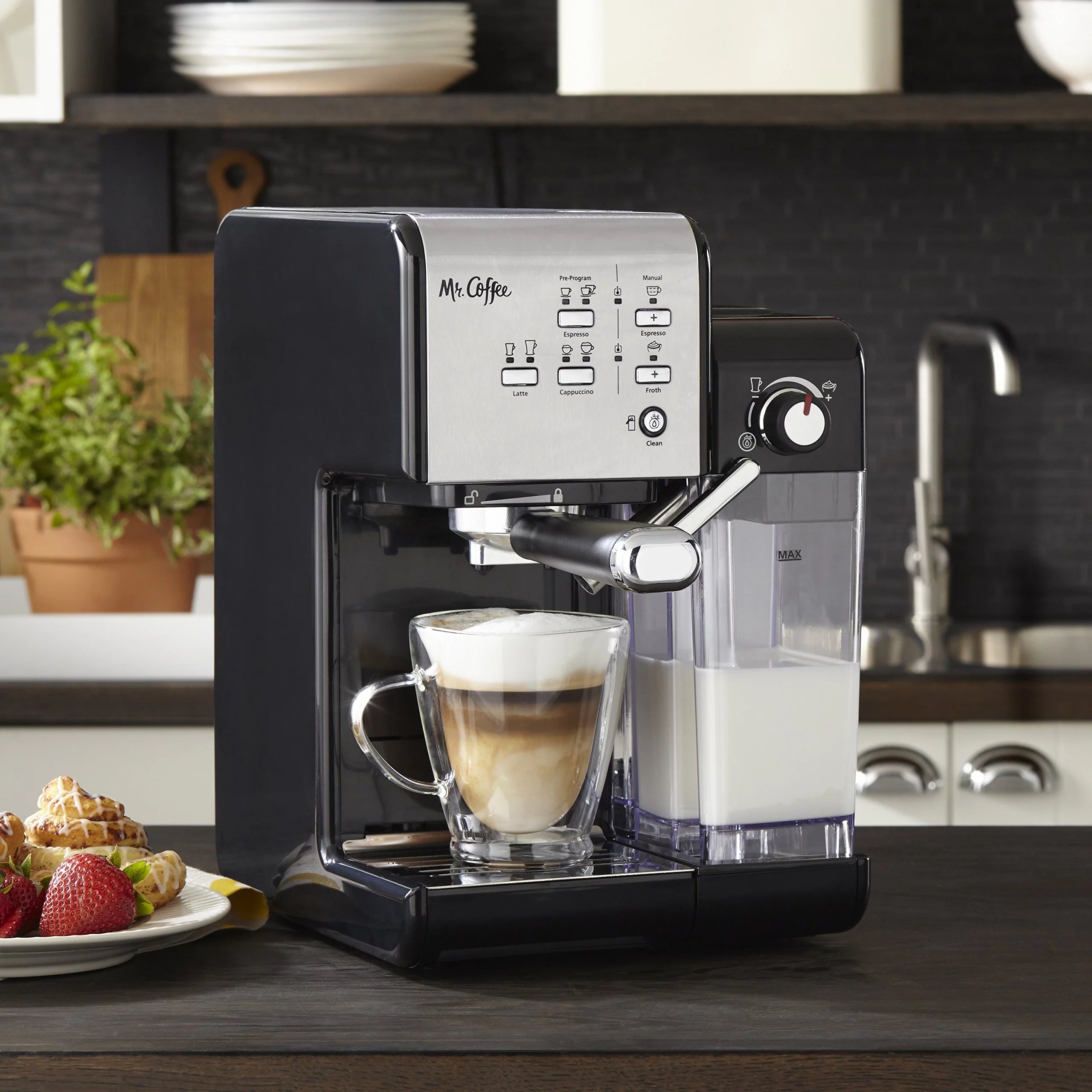 Black Espresso and Cappuccino Machine Q72391