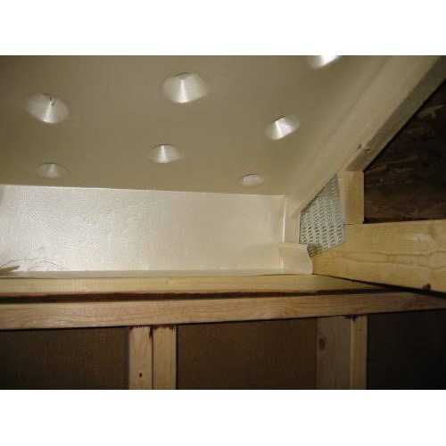 23-1/2 in. x 46 in. Rafter Vent with Built-in Baffle 10/ctn D3980