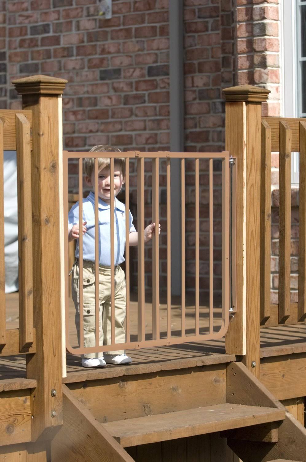 Brown Outdoor Safety Gate L1898