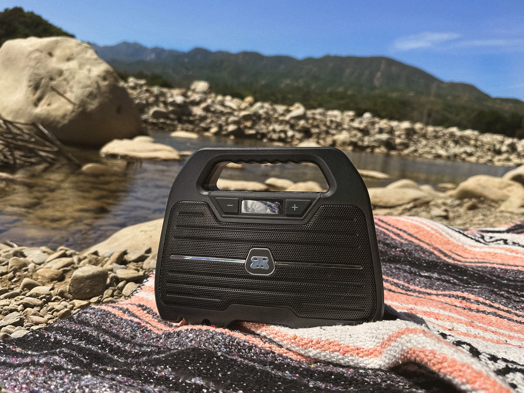 Rugged Water Resistant Portable Bluetooth Wireless Boombox Speaker with FM Radio Rechargeable Battery and USB Phone Charger D121