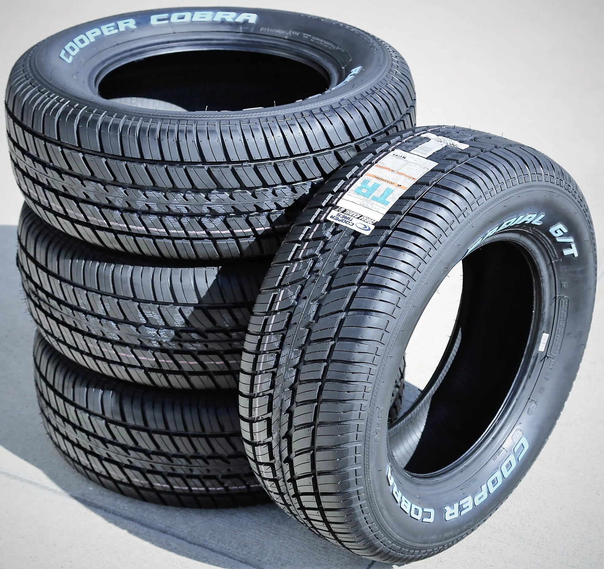 Set of 4 235/70R15 All Season Tires H369529