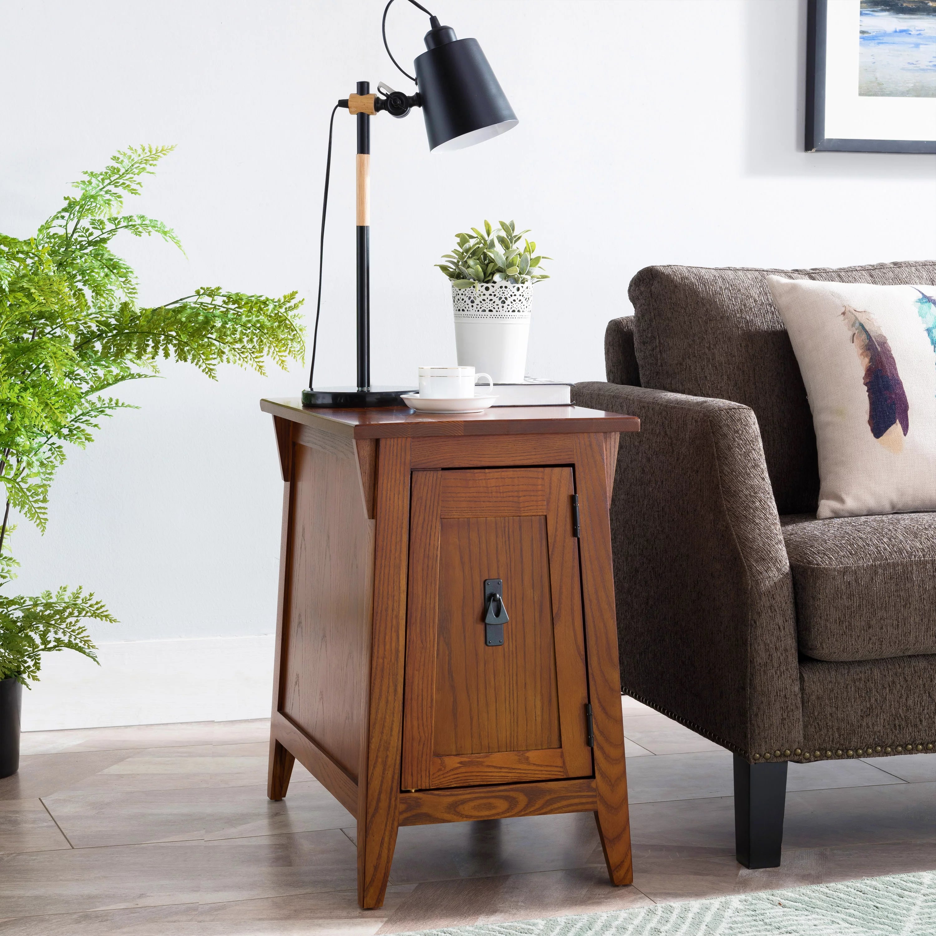 Russet Solid Wood End Table Q27987