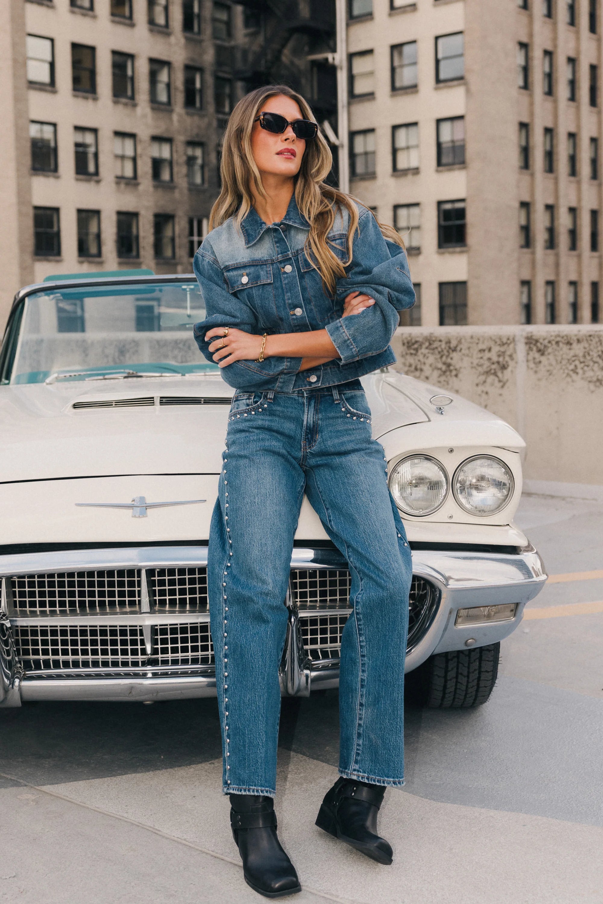 Studded Baggy Jeans J278