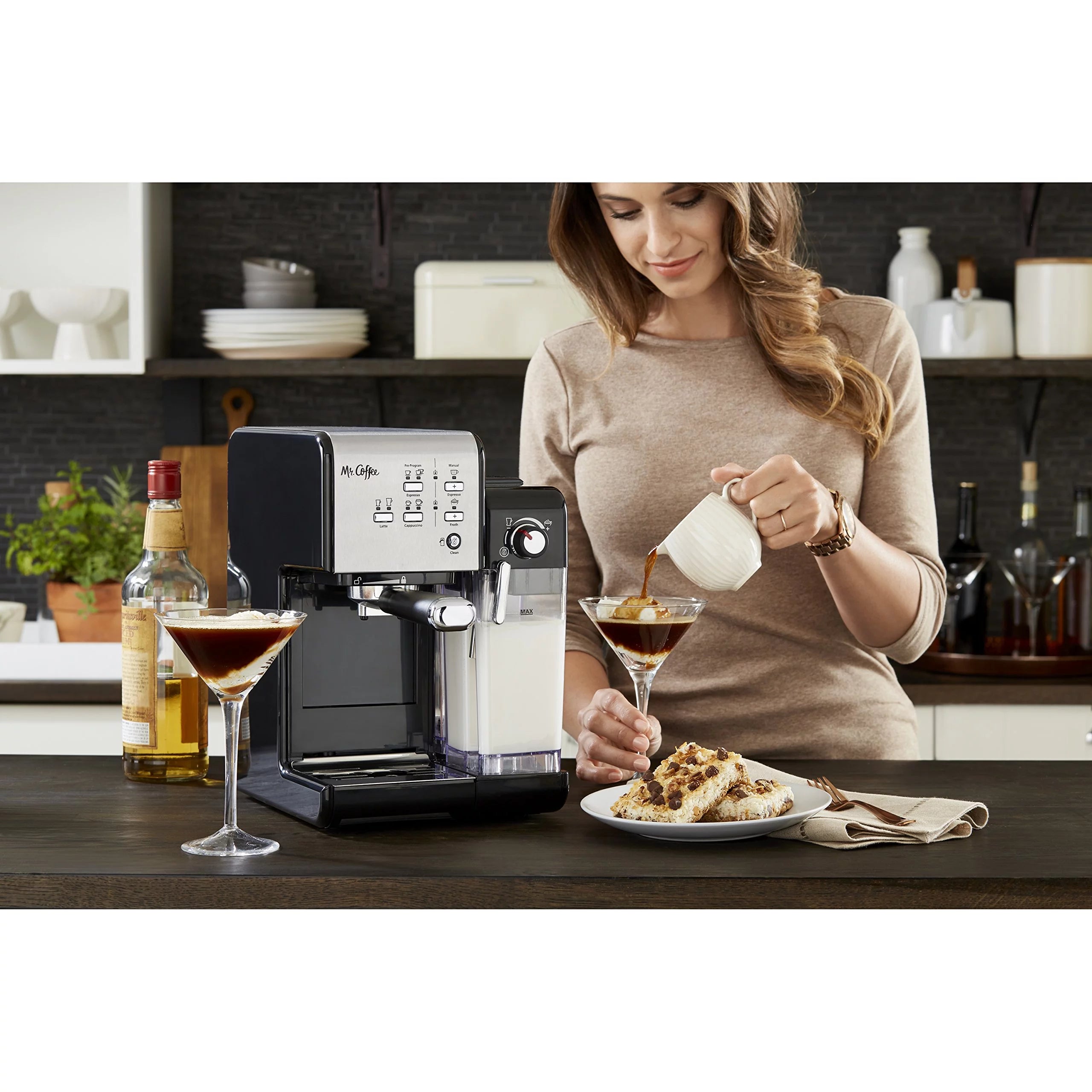 Black Espresso and Cappuccino Machine Q72391