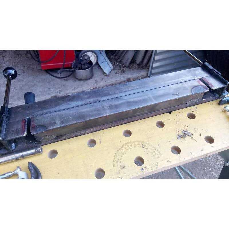 18 in. Bending Brake N833