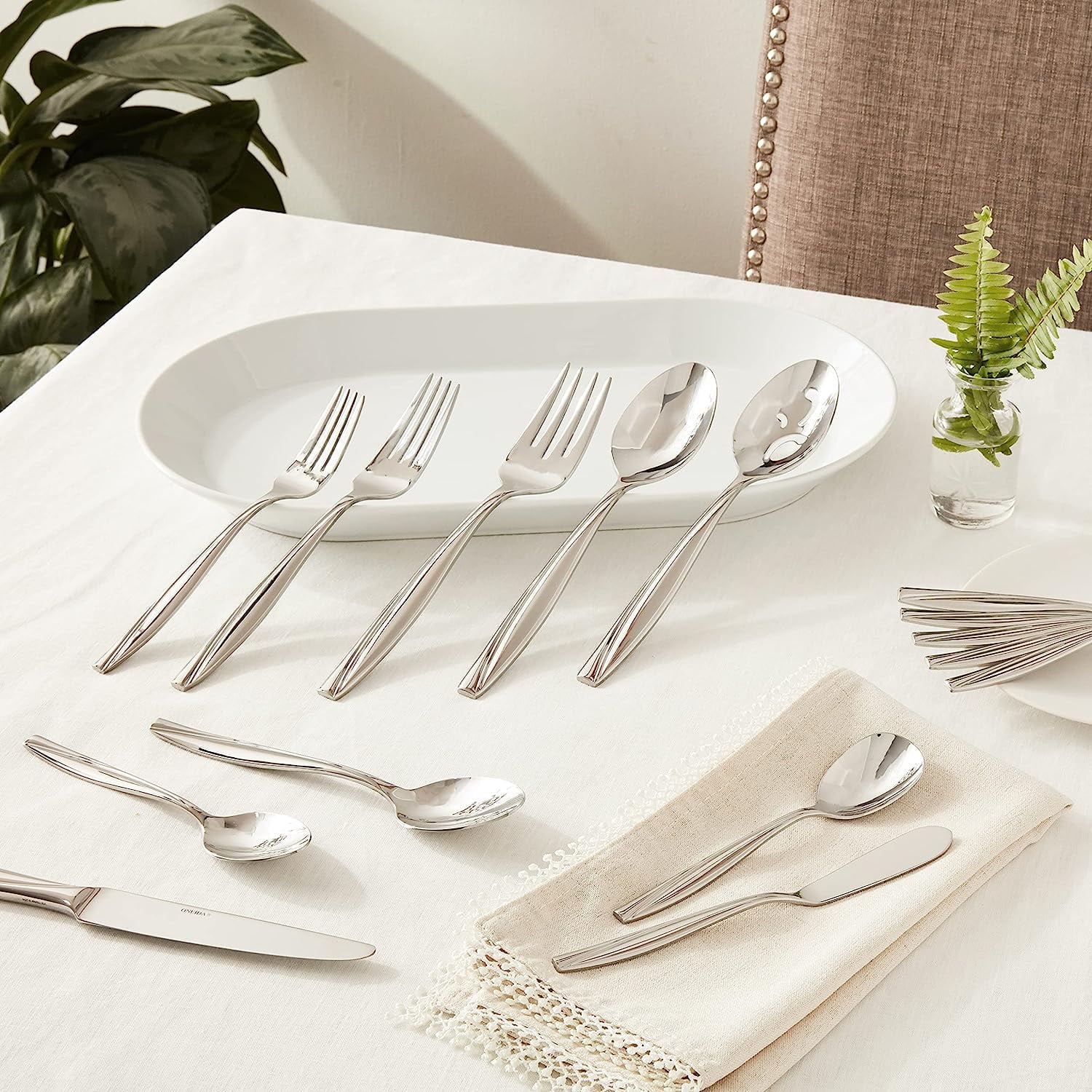 45-Piece Stainless Steel Cutlery Flatware Set, Silver O788622