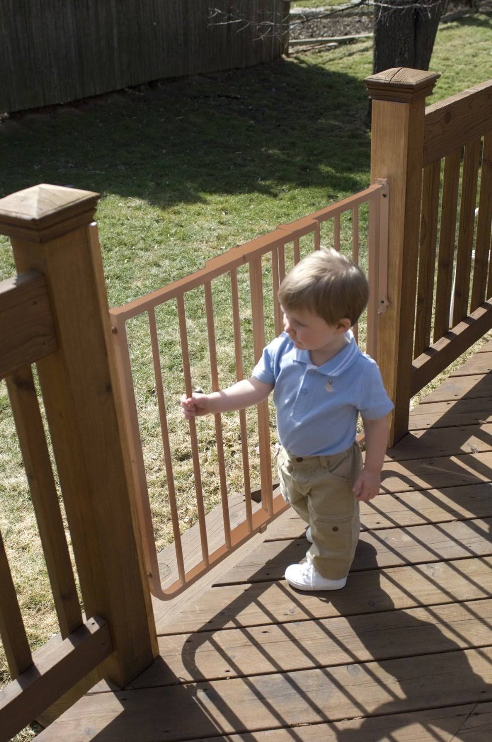 Brown Outdoor Safety Gate L1898