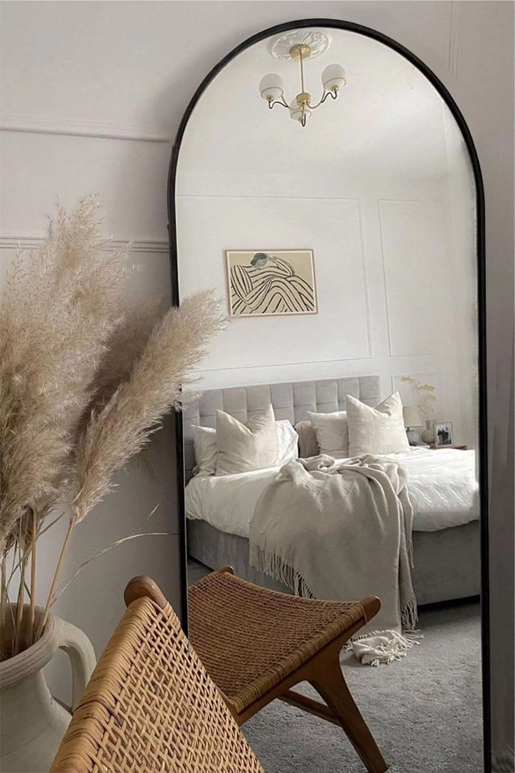 64"x21" Arched Full Length Floor Mirror with Aluminum Frame (Black) H798