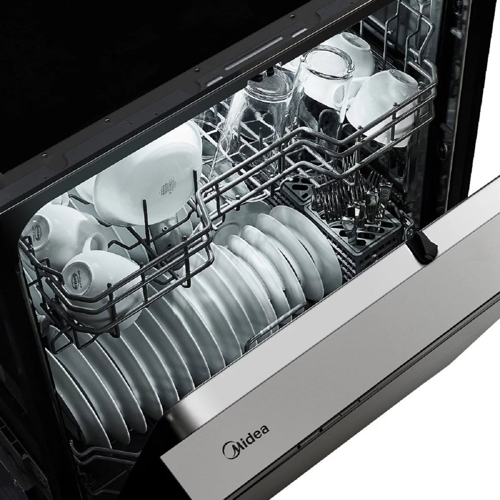 52 dBA 24" Built-In Dishwasher J795